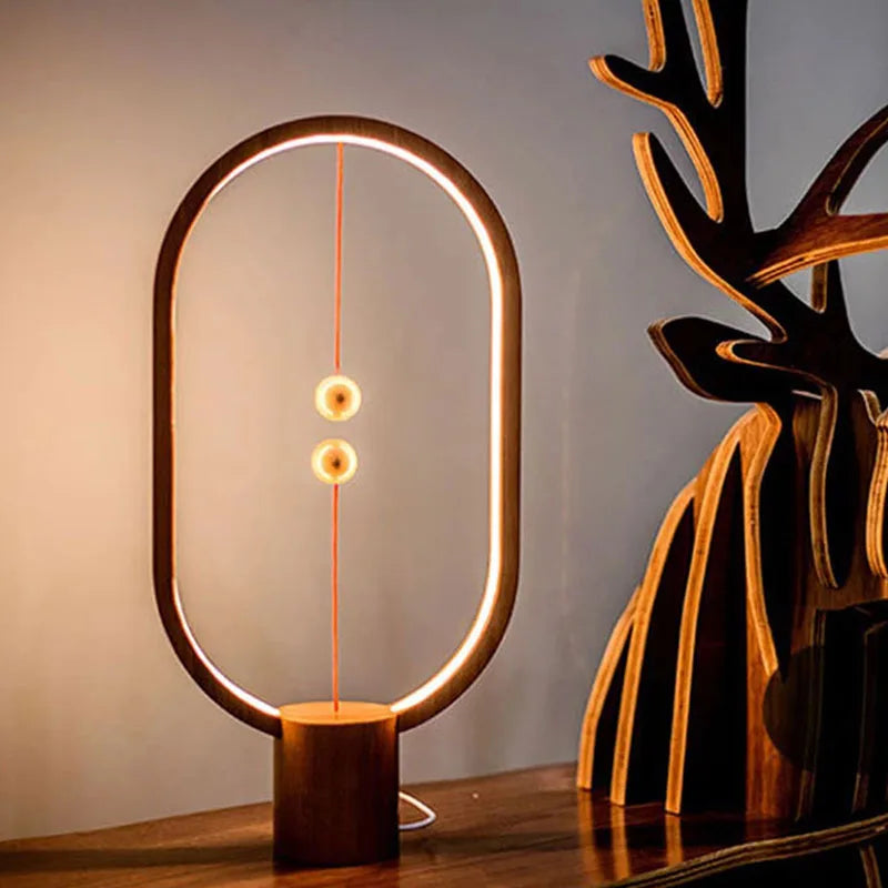 Lampada LED da Tavolo Creativa – Luce Notturna con Bilanciamento Magnetico USB per Camera e Studio