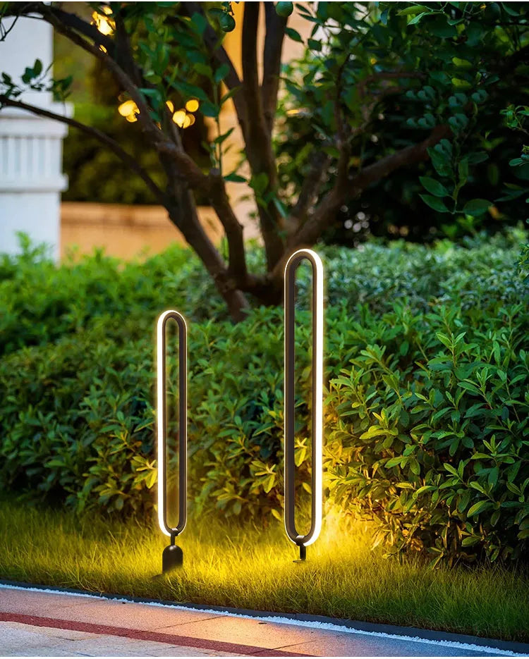 Lampada LED da Giardino Impermeabile – Design Minimal per Ville e Cortili