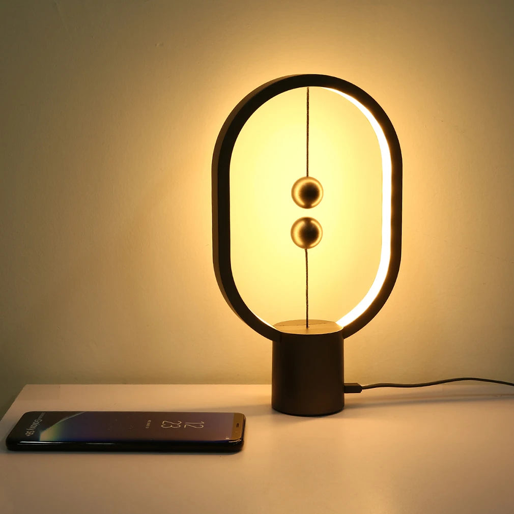 Lampada LED da Tavolo Creativa – Luce Notturna con Bilanciamento Magnetico USB per Camera e Studio