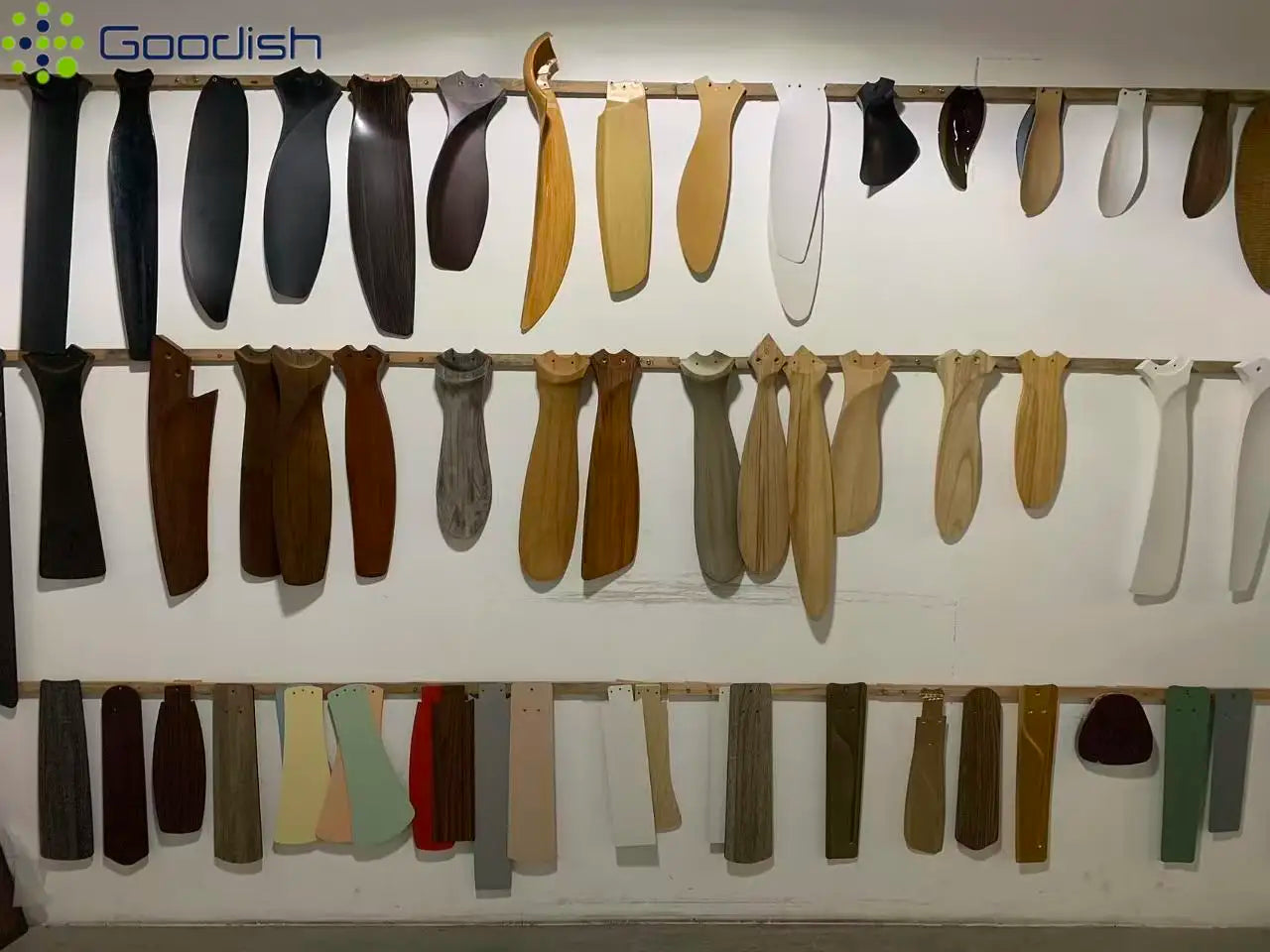 Ventilatore da Soffitto LED Nordico Minimalista - Design Moderno con Luce, Potente e Silenzioso per Soggiorno e Camera da Letto