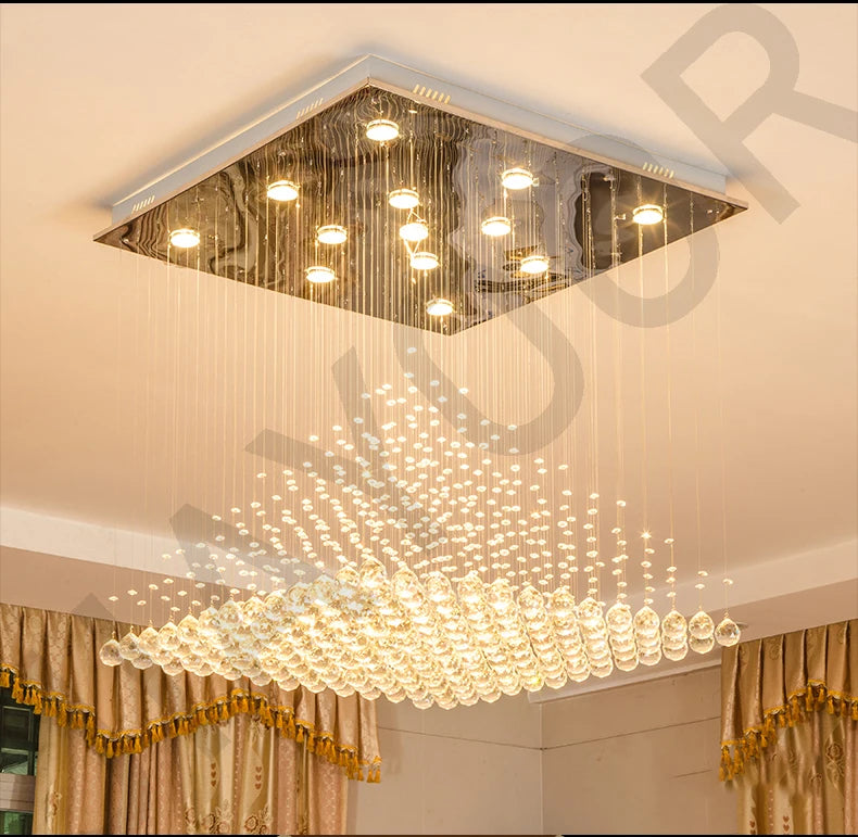 Lampadario Quadrato in Cristallo K9 con Sfere Pendenti LED e Effetto Cascata di Gocce