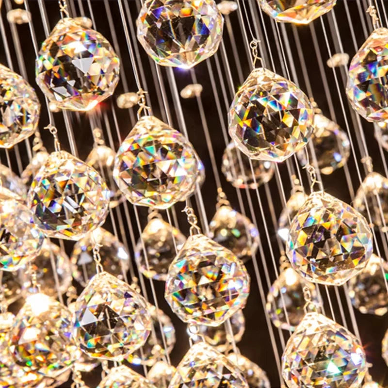 Lampadario Quadrato in Cristallo K9 con Sfere Pendenti LED e Effetto Cascata di Gocce